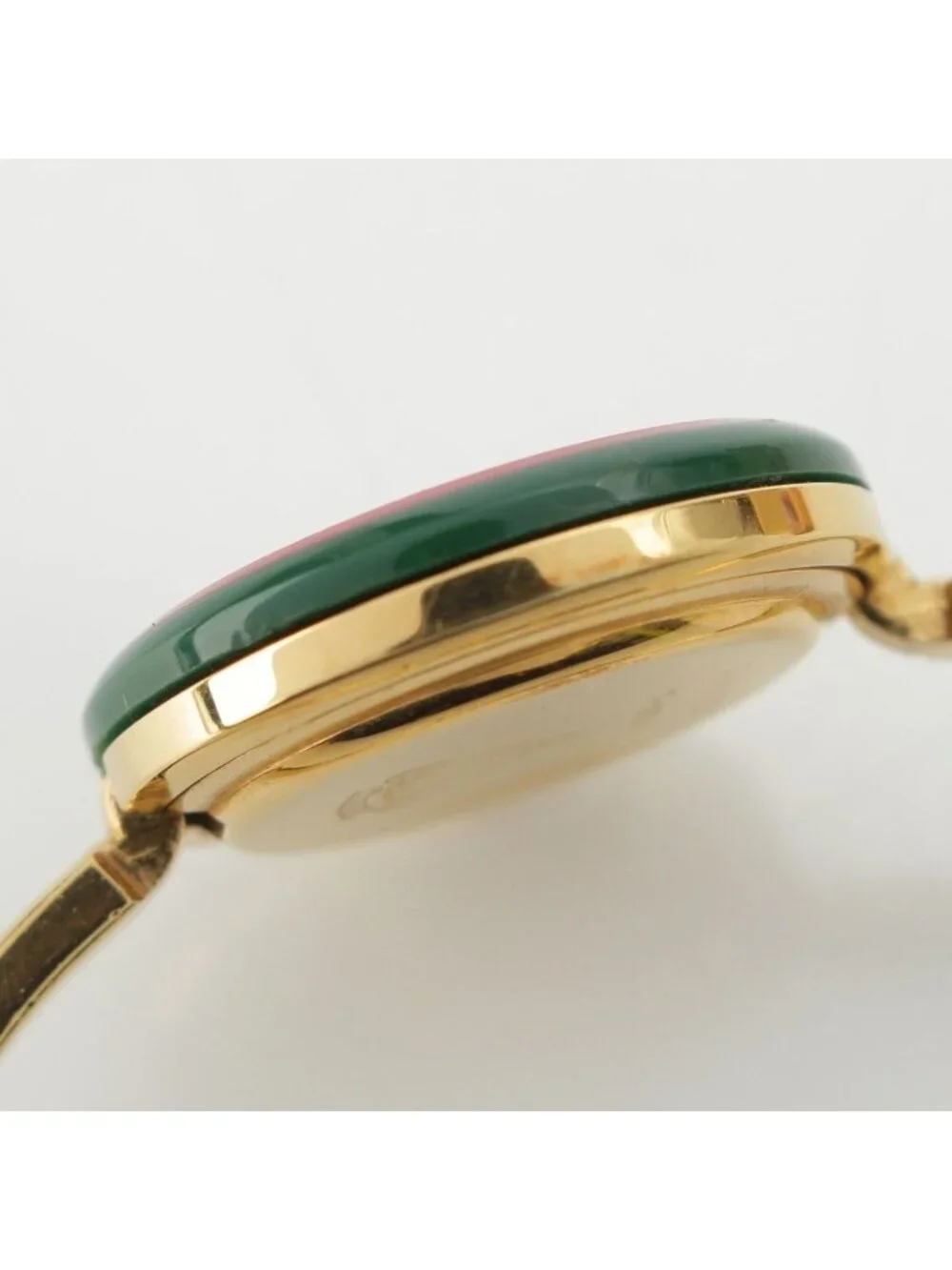 Gucci item status